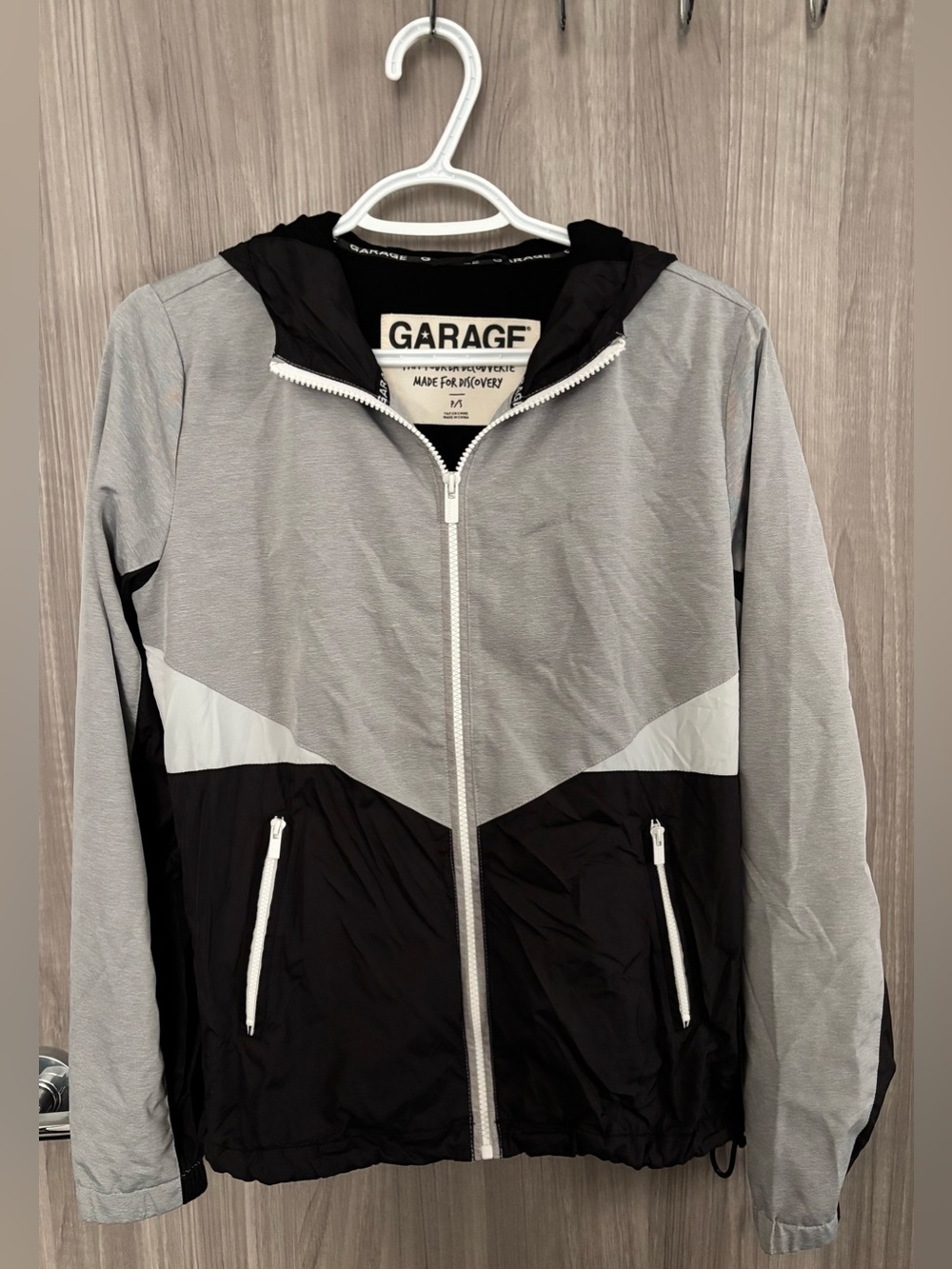 Garage windbreaker jacket
